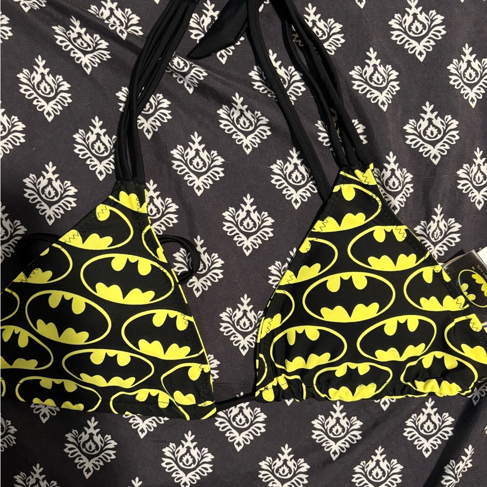 DC Black and Yellow Batman Bra